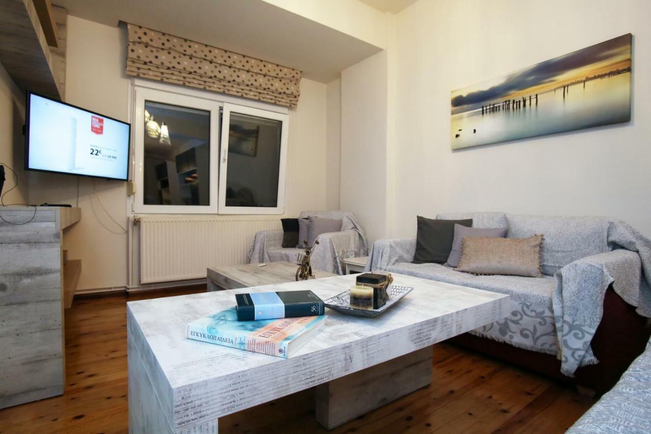 Nektarios Apartment Kavala Exterior photo